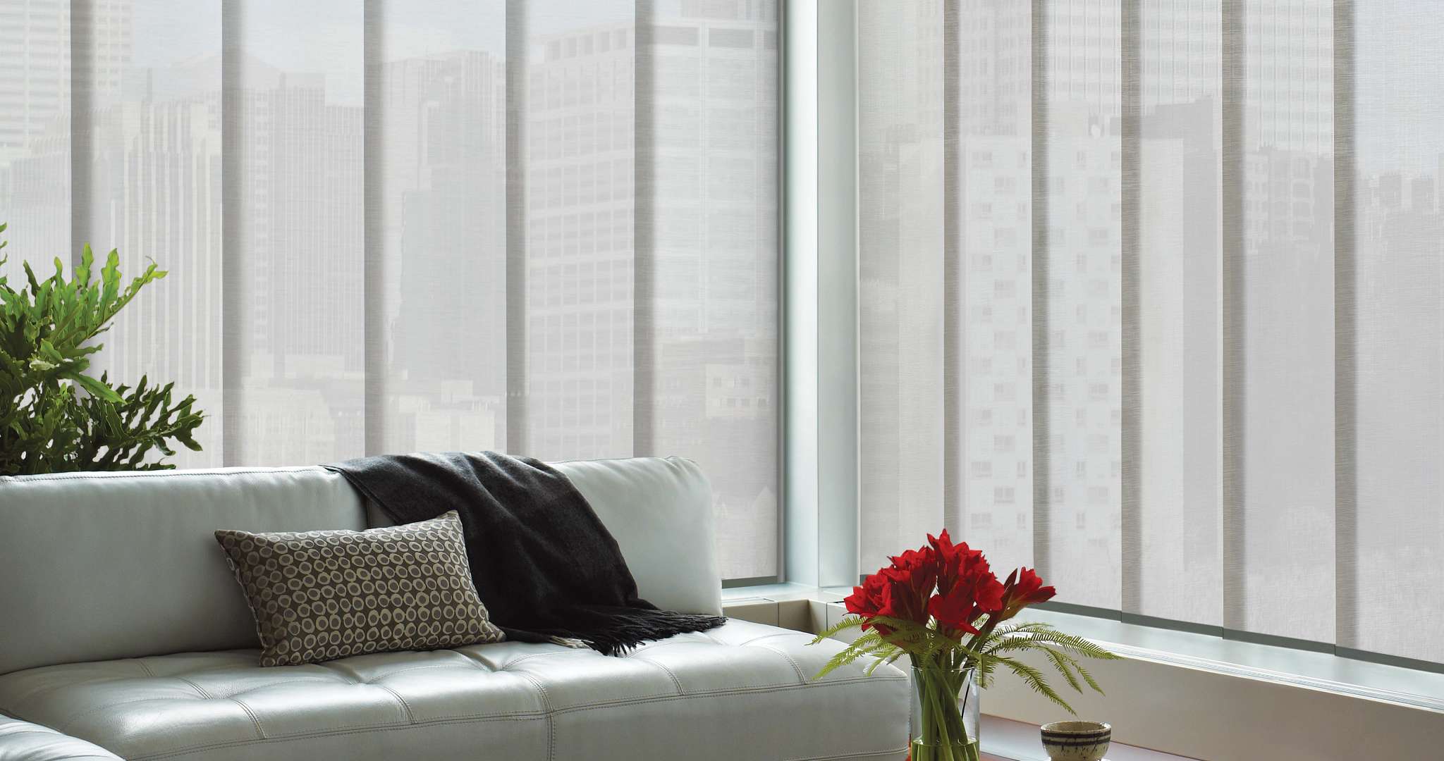 2012_Skyline_PV_Empire_LivingRm_Crop1