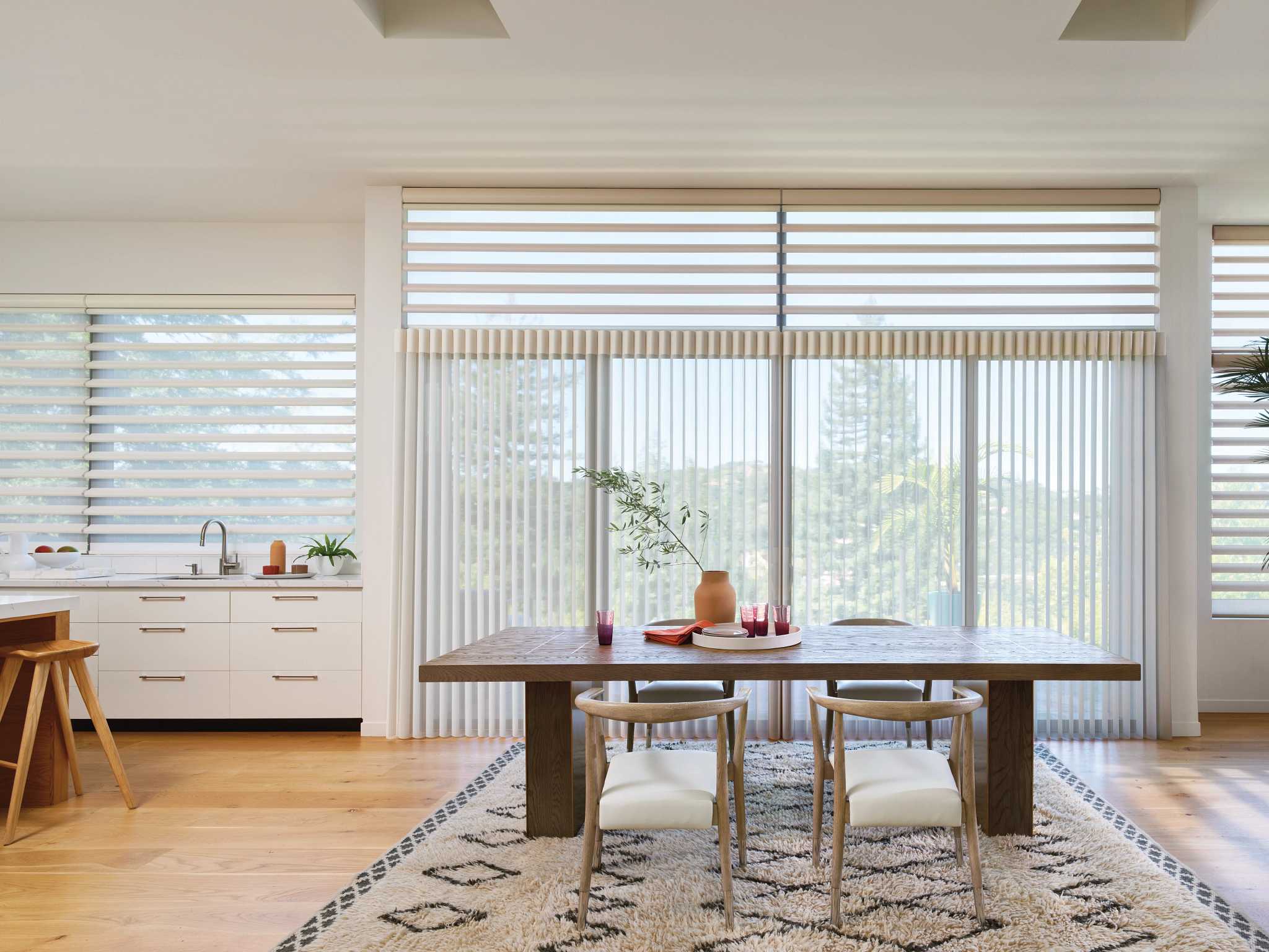 2020_LUM_PIR_WHS_Dining Room