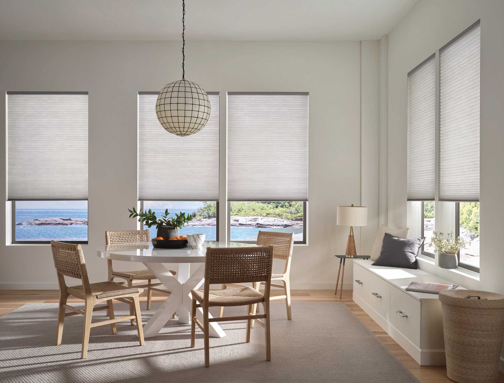 2023 APP PV Amity Grayscale DiningRoom